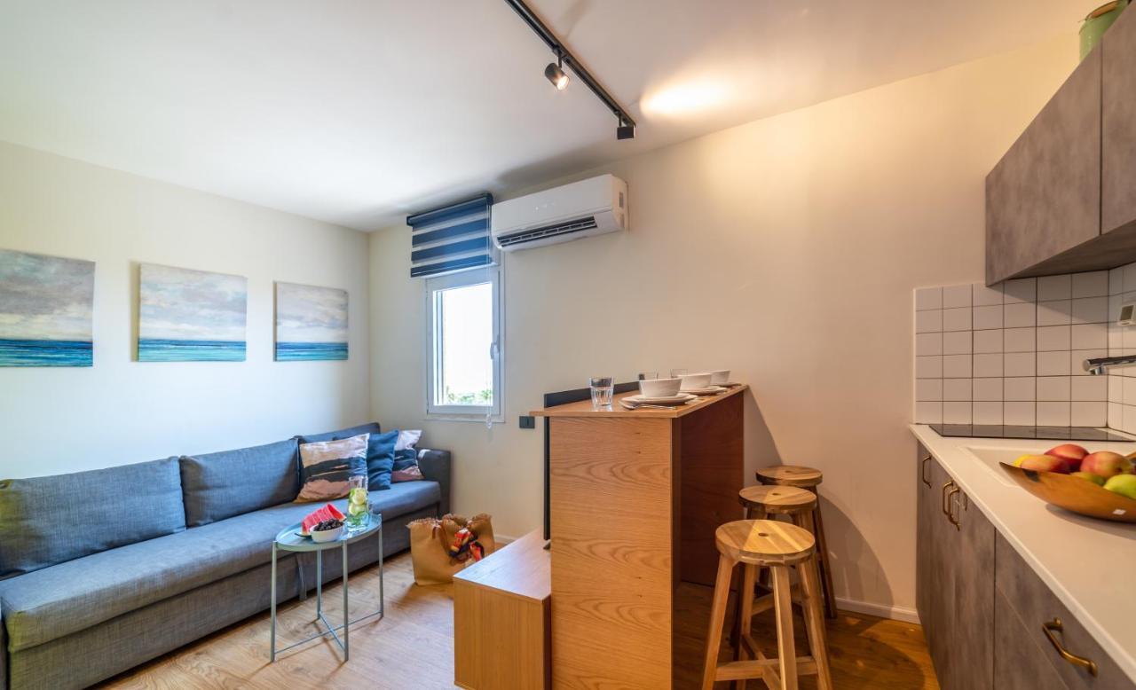 One Bedroom Apartment By Stay Eilat - Sheshet Hayamim Street Eksteriør bilde